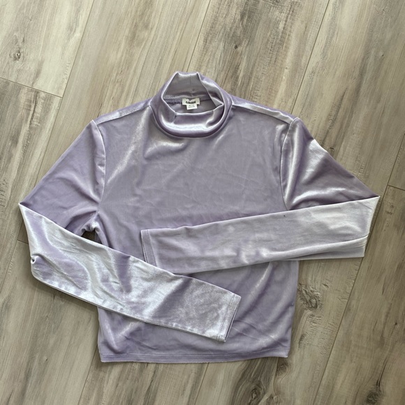 Garage Lilac Velvet Longsleeve - Picture 2 of 4